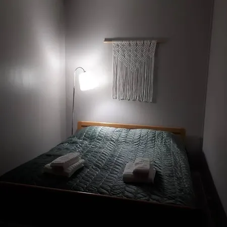 Apartment Viihtyisae Yksioe Laehellae Palveluita.